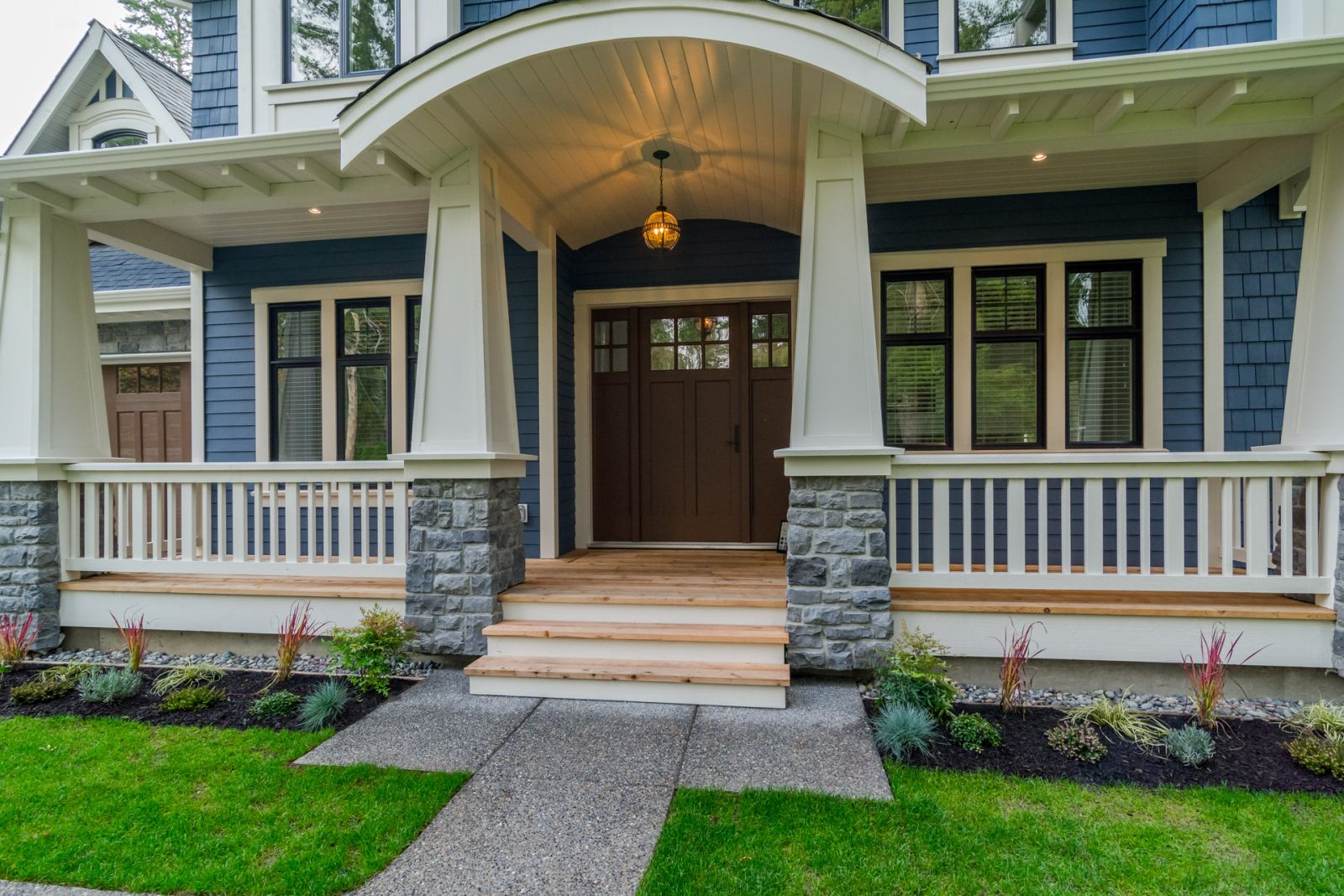 Exterior Front Entryway